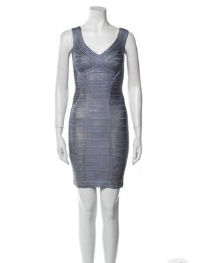 Sleeveless Bodycon V-Neck Dress in Heather Gray